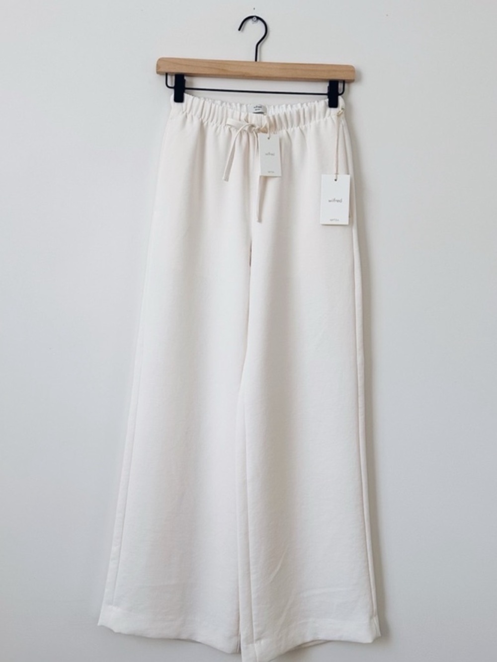 Aritzia lodge pant- light birch NWT
